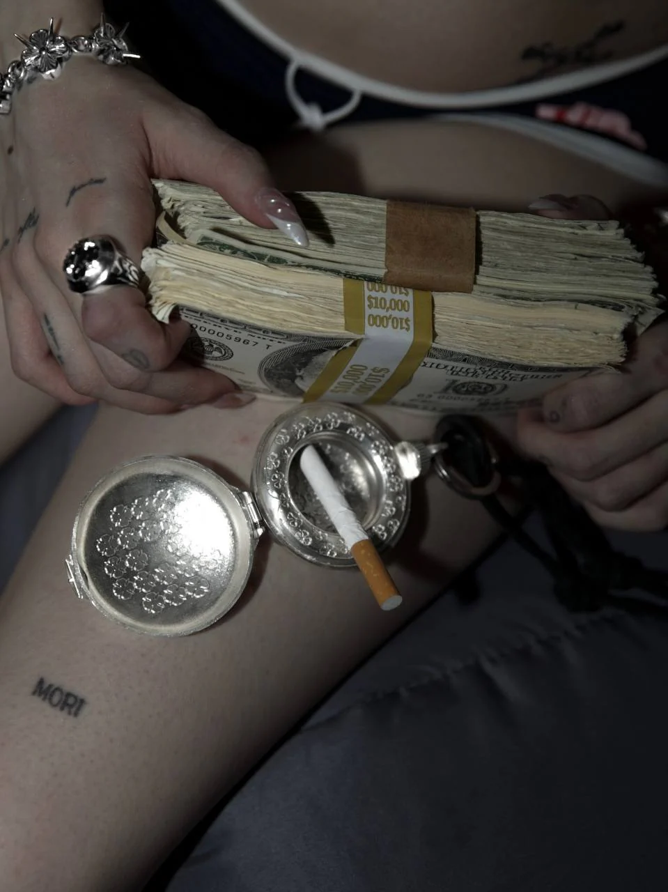 Thumbnail 4